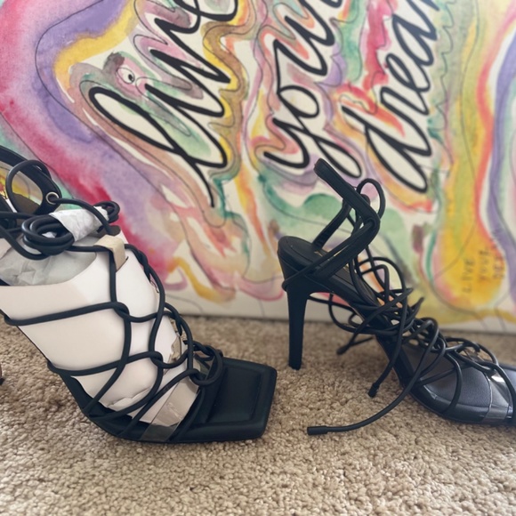 ALDO HEELS - Picture 3 of 4